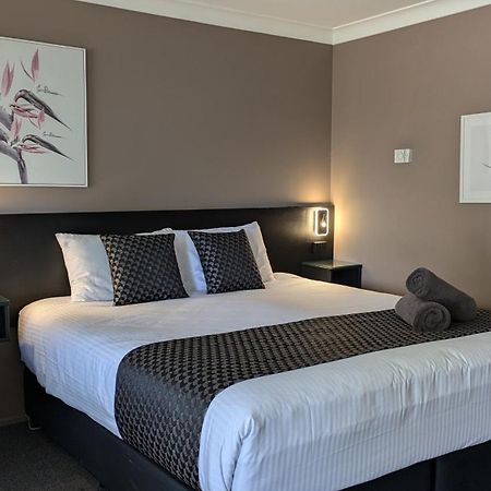 Highlands Motor Inn Oberon Esterno foto