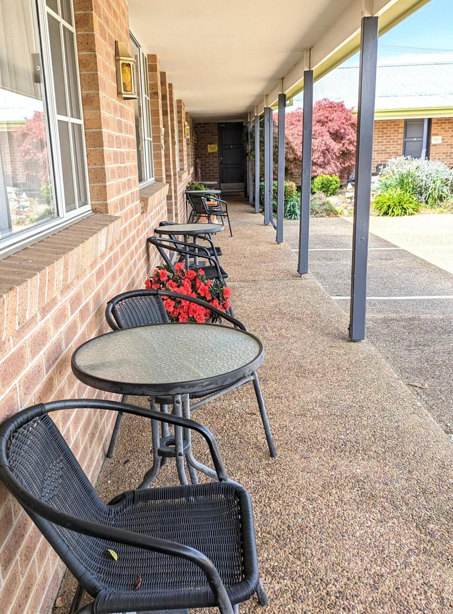 Highlands Motor Inn Oberon Esterno foto